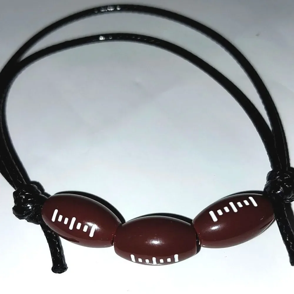 Unisex kids' football adjustable charm bracelet - Picture 5 of 5